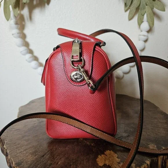 Coach x Peanuts Snoopy Mini Bennett Satchel Red F37272 NWOT Leather Bag - Picture 13 of 16